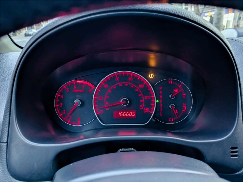 Suzuki SX4 2008 AWD Automatic 200,000 km