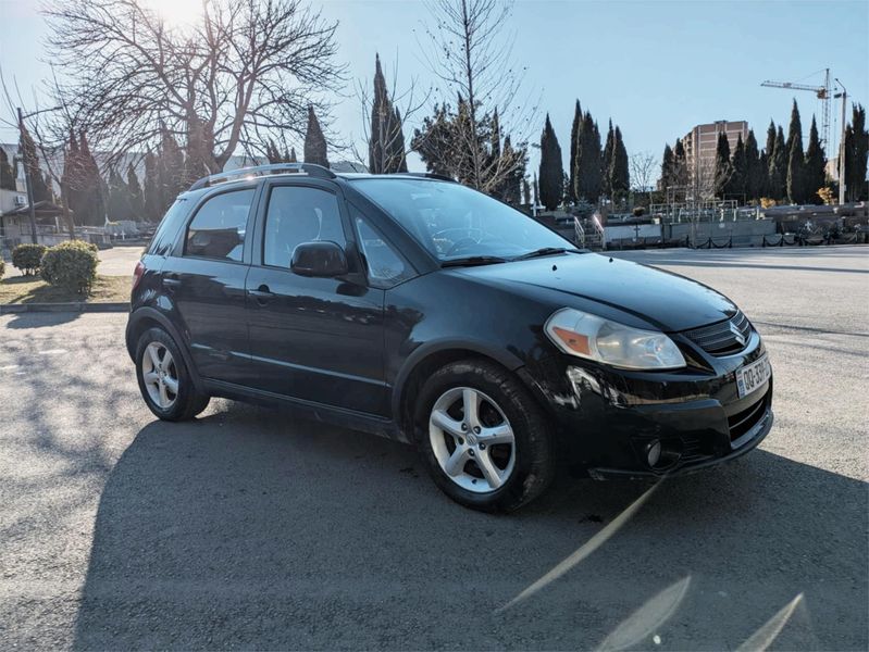 Suzuki SX4 2008 AWD Automatic 200,000 km