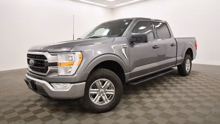 2022 Ford F-150 XLT SuperCrew 4WD 87,822 miles