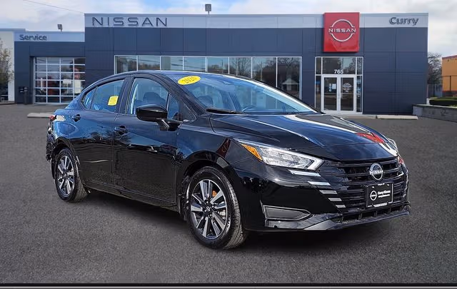 2025 Nissan Versa SV