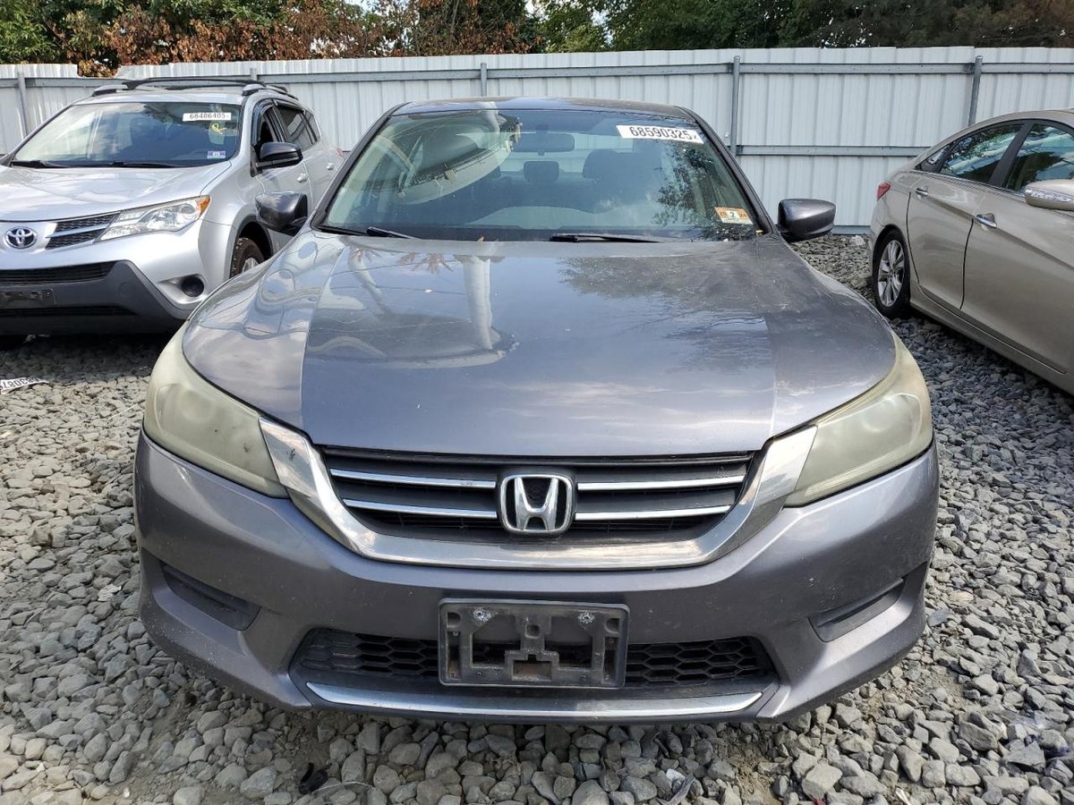 2013 Honda Accord 2.4L Automatic 251,157 km